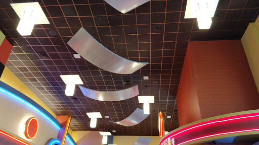 Movie Theater «Regal Cinemas Nanuet 12 & RPX», reviews and photos, 6201 Fashion Dr, Nanuet, NY 10954, USA