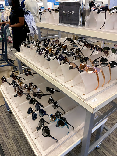 Department Store «Nordstrom Rack Perimeter Expo», reviews and photos, 1201 Hammond Dr NE, Dunwoody, GA 30346, USA