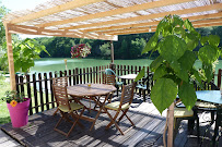 Atmosphère du Restaurant La guinguette du lac aignan - n°1