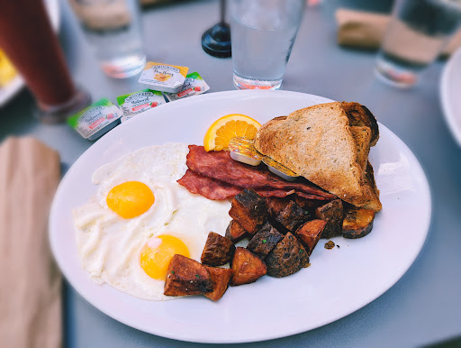 Health Food Store «The Mustard Seed Market and Cafe», reviews and photos, 867 W Market St, Akron, OH 44303, USA