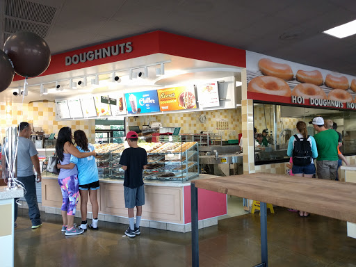 Bakery «Krispy Kreme Doughnuts», reviews and photos, 2146 Leghorn St, Mountain View, CA 94043, USA