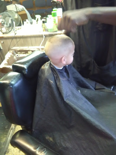 Barber Shop «PlayboysZ Barber Shop», reviews and photos, 1947 W Cass St, Tampa, FL 33606, USA