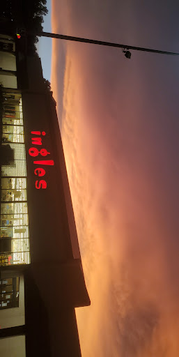 Grocery Store «Ingles Market», reviews and photos, 406 S Broad St, New Tazewell, TN 37825, USA