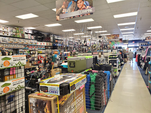 Sporting Goods Store «Big 5 Sporting Goods - Pinole», reviews and photos, 1572 Fitzgerald Dr, Pinole, CA 94564, USA