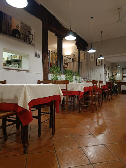 trattoria il cucco - via Voltacasotto, 3, 44121 Ferrara FE, Italy