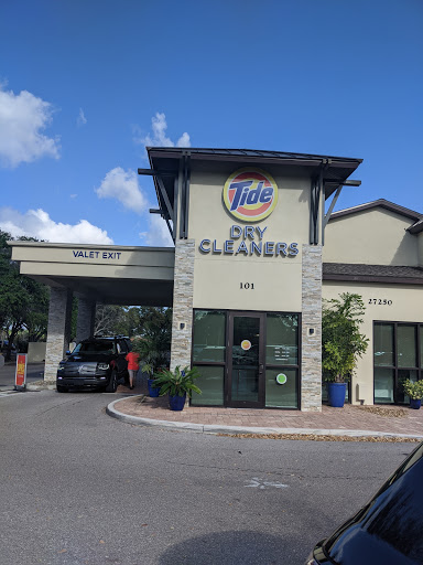 Dry Cleaner «Tide Dry Cleaners», reviews and photos, 27250 Bay Landing Dr, Bonita Springs, FL 34135, USA