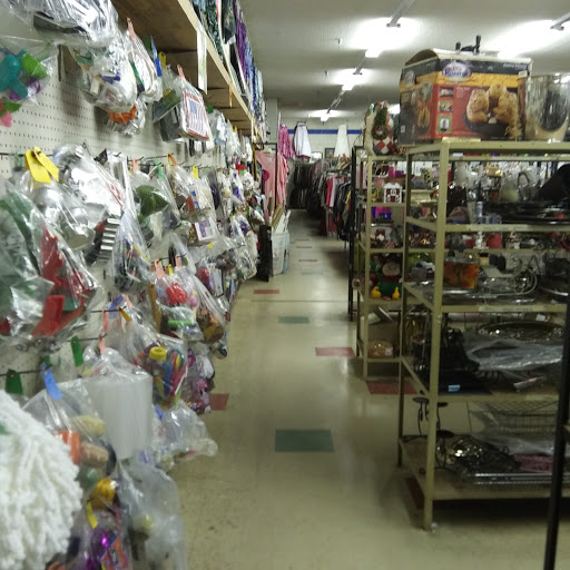 Thrift Store «Better Bargains Thrift Store», reviews and photos, 10209 NE Sandy Blvd, Portland, OR 97220, USA