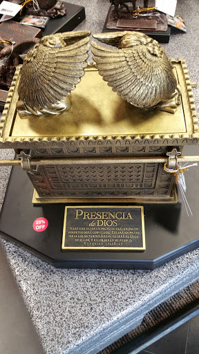 Christian Book Store «Viva Life Christian Gift Shop», reviews and photos, 6601 N 10th St, McAllen, TX 78504, USA