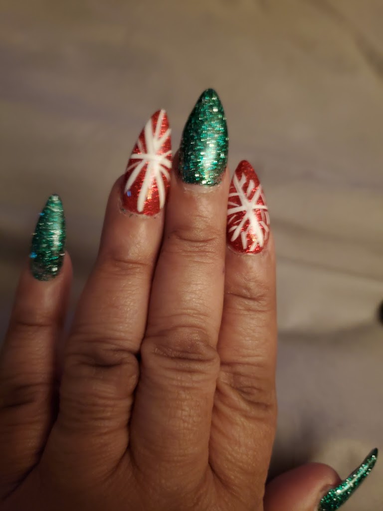Kelly's Nail Spa 70043