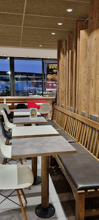 Atmosphère du Restauration rapide McDonald's Eveux-L'Arbresle - n°8