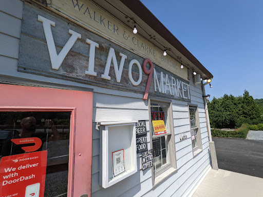 Bar & Grill «Vino9MARKET», reviews and photos, 40602 Charles Town Pike, Paeonian Springs, VA 20129, USA