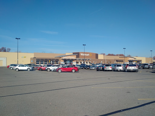 Department Store «Walmart Supercenter», reviews and photos, 4380 N Leavitt Rd, Lorain, OH 44053, USA