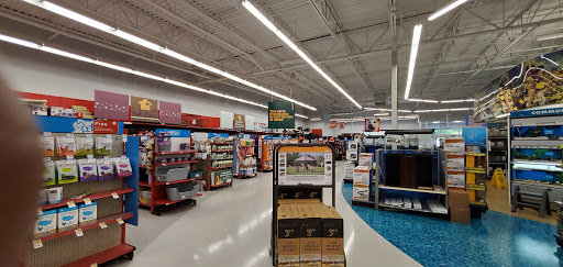 Pet Supply Store «Petco Animal Supplies», reviews and photos, 1243 N Peachtree Pkwy, Peachtree City, GA 30269, USA