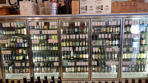 Liquor Store «Lake View Liquor», reviews and photos, 7826 Garland Rd, Dallas, TX 75218, USA