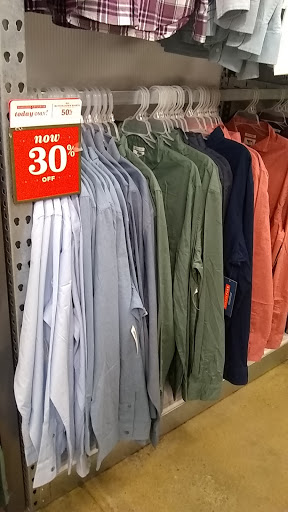 Clothing Store «Old Navy», reviews and photos, 1365 N Dupont Hwy, Dover, DE 19901, USA