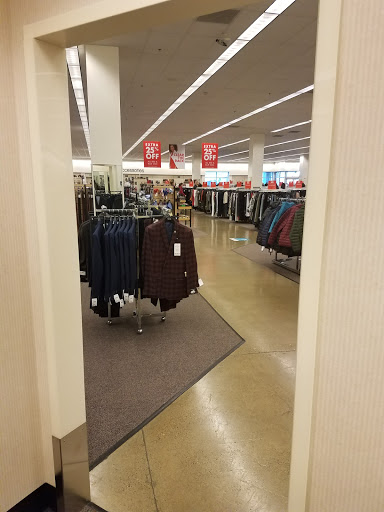 Department Store «Nordstrom Rack Tanasbourne Town Center», reviews and photos, 18100 NW Evergreen Pkwy, Beaverton, OR 97006, USA