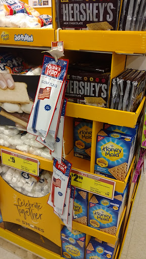 Grocery Store «ACME Markets», reviews and photos, 18 Broadway St, Browns Mills, NJ 08015, USA