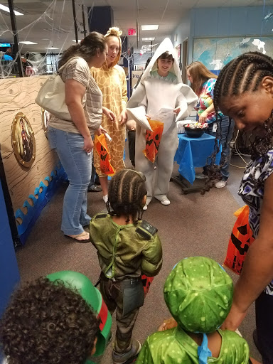 Travel Agency «Expedia Inc», reviews and photos, 10190 Covington Cross Dr #300, Las Vegas, NV 89144, USA