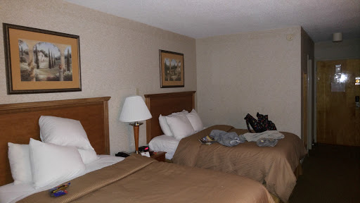 Hotel «Clarion Inn And Summit Center», reviews and photos, 852 N Gloster St, Tupelo, MS 38804, USA