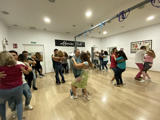 Imagen del negocio Al Son Cubero, Academia de Baile en Algeciras, Cádiz