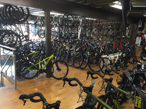 Bicycle Repair Shop «PRO BIKE+ South Hills», reviews and photos, 102 Fort Couch Rd, Pittsburgh, PA 15241, USA