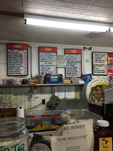 Grocery Store «Shelby Forest General Store», reviews and photos, 7729 Benjestown Rd, Millington, TN 38053, USA