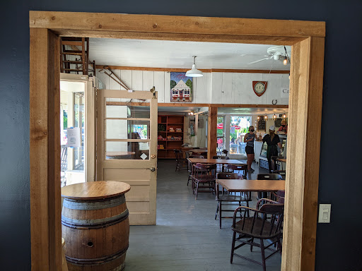 Grocery Store «Butteville General Store», reviews and photos, 10767 Butte St NE, Aurora, OR 97002, USA