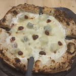 Photo n°1 de l'avis de Pasquale.o fait le 09/02/2023 à 14:52 sur le  Gli Artigiani la pizzeria di Gianluigi Rispo à Giugliano in Campania