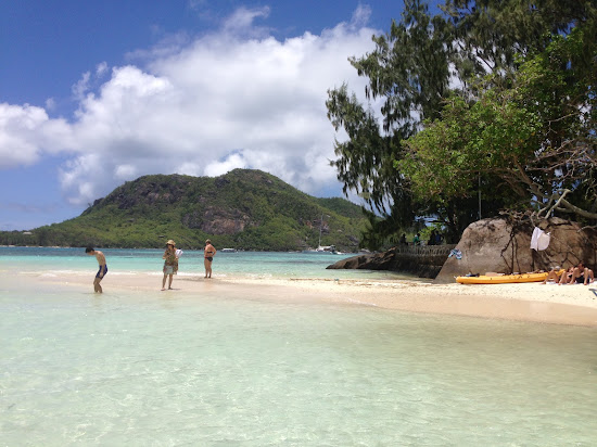 Moyenne Island Beach II