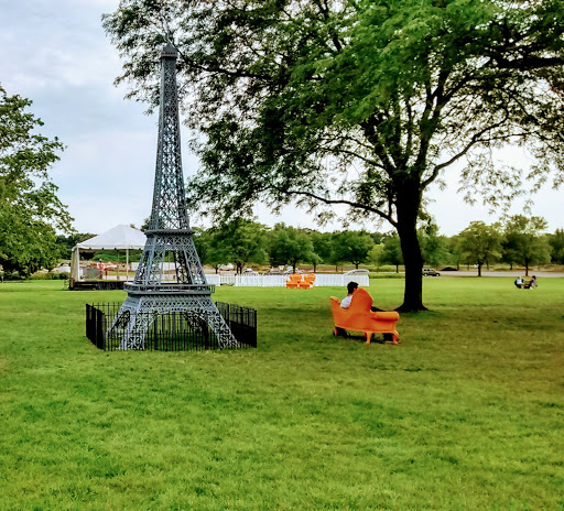 Cantigny Shop, 1S151 Winfield Rd, Wheaton, IL 60189