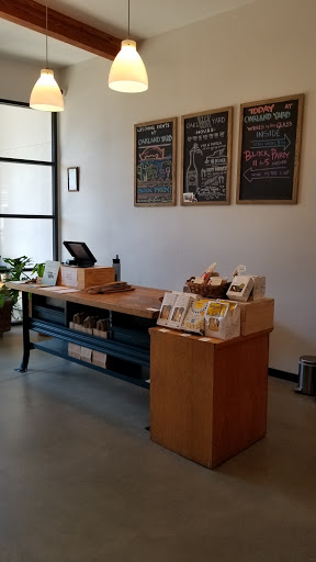 Wine Store «Oakland Yard Wine Shop», reviews and photos, 420 40th St, Oakland, CA 94609, USA