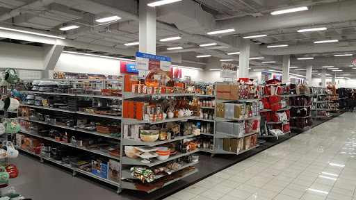 Department Store «Burlington Coat Factory», reviews and photos, 140 E Orangefair Mall, Fullerton, CA 92832, USA