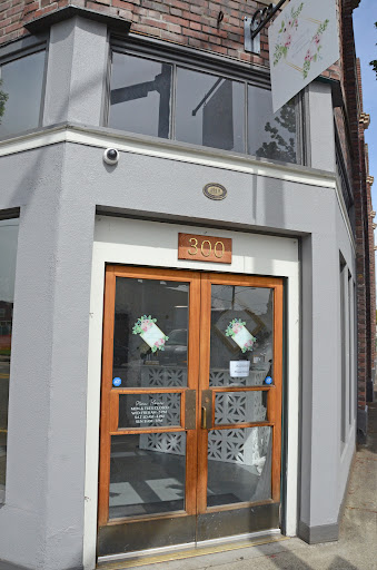 Bridal Shop «Something Blue Bridal Boutique», reviews and photos, 107 W Stewart Ave, Puyallup, WA 98371, USA