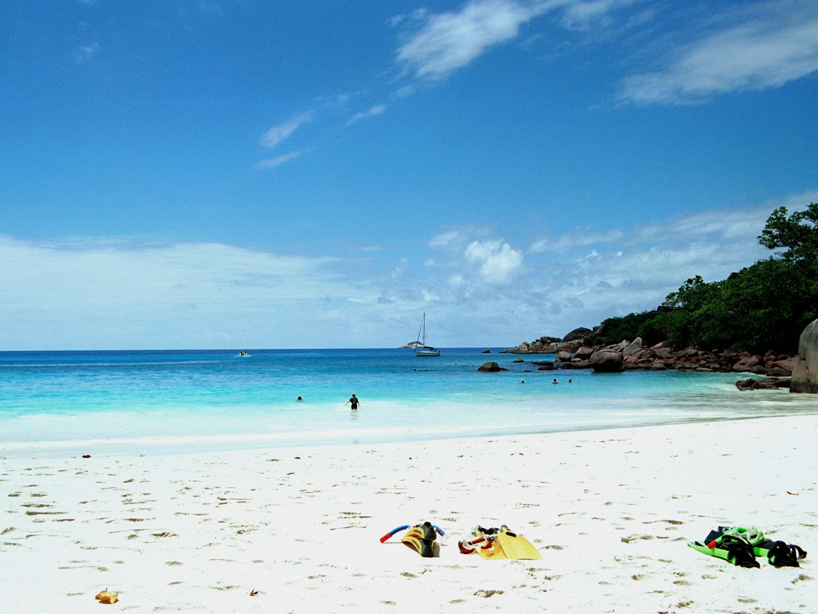 Fotografija Marianne Island Beach z svetel pesek površino