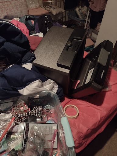 Clothing Store «Genx Clothing», reviews and photos, 2407 State St, East St Louis, IL 62205, USA