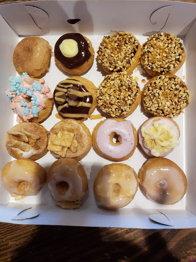 Donut Shop «Mini Doughnut Factory», reviews and photos, 2109 S Dale Mabry Hwy, Tampa, FL 33629, USA