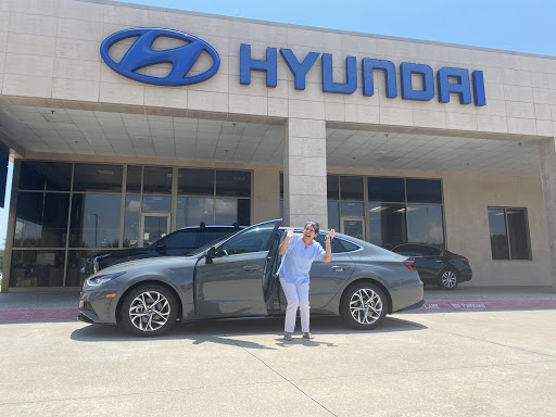 Hyundai Dealer «Huffines Hyundai McKinney», reviews and photos, 1301 N Central Expy, McKinney, TX 75070, USA