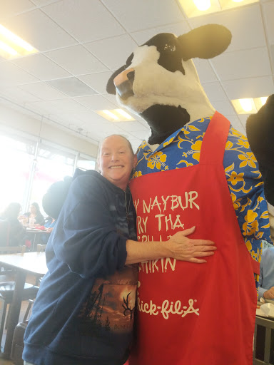 Fast Food Restaurant «Chick-fil-A», reviews and photos, 8040 N Blackstone Ave, Fresno, CA 93720, USA