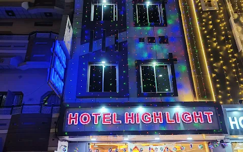 Hotel High Light image