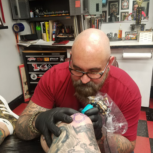 Tattoo Shop «Pleasure In Pain Tattoo», reviews and photos, 184 Broadway, Taunton, MA 02780, USA