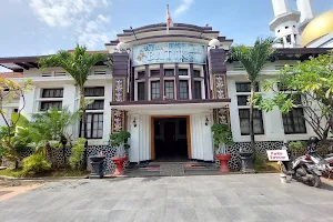 Pekalongan's Batik Museum image