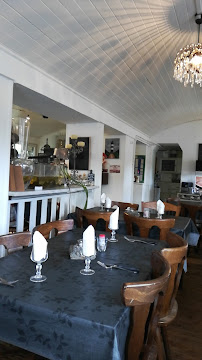 Atmosphère du Restaurant Le wagon à Bourg-Sainte-Marie - n°4