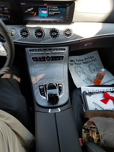 Mercedes Benz Dealer «Silver Star Motors», reviews and photos, 36-11 Northern Blvd, Long Island City, NY 11101, USA