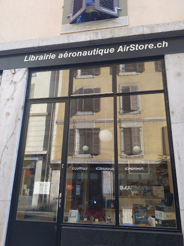 Rezensionen über Librairie Aviation in Genf - Buchhandlung