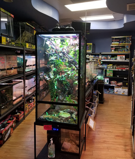 Pet Store «A Family Pet Center», reviews and photos, 6230 N Lockwood Ridge Rd, Sarasota, FL 34243, USA