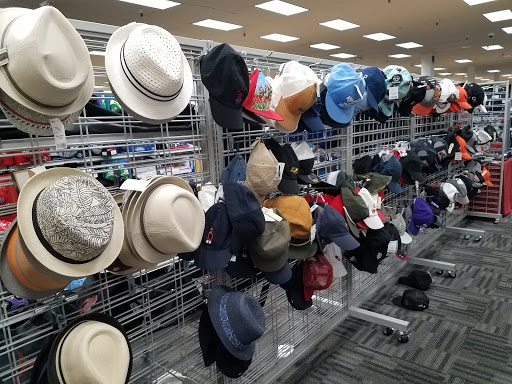 Clothing Store «Burlington Coat Factory», reviews and photos, 833 Lancaster Dr NE, Salem, OR 97301, USA