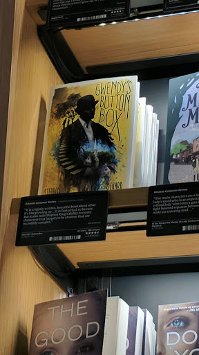 Book Store «Amazon Books», reviews and photos, 3441 N Southport Ave, Chicago, IL 60657, USA