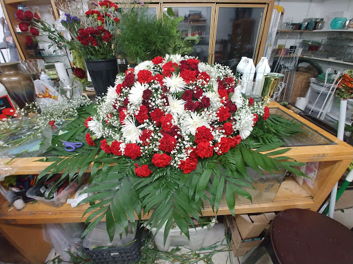 Florist «Plump Chicago Flower Shop», reviews and photos, 411 E Oakwood Blvd, Chicago, IL 60653, USA