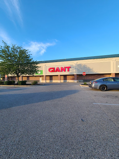 Grocery Store «Giant Food Stores», reviews and photos, 3175 Cape Horn Rd, Red Lion, PA 17356, USA