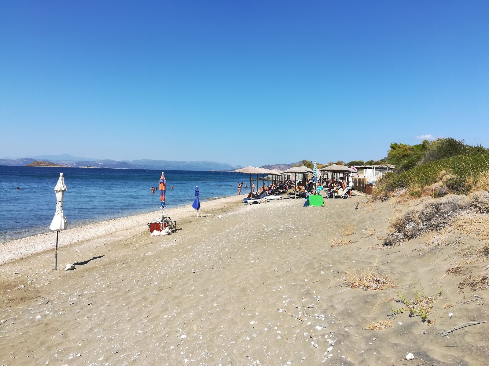 Φωτογραφία του Aria beach με επίπεδο καθαριότητας πολύ καθαρό